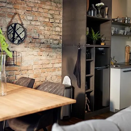 Huisjes Aan De Amstel - Your Away From *