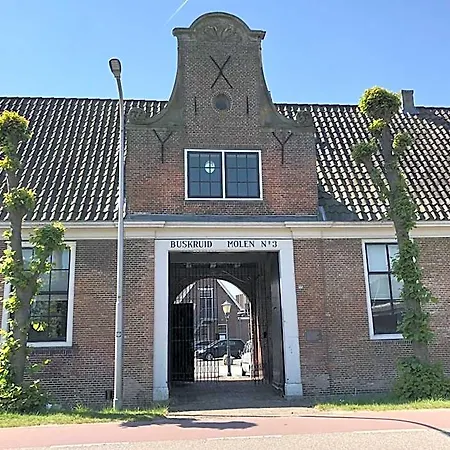 Huisjes Aan De Amstel - Your Away From * 阿姆斯特尔芬