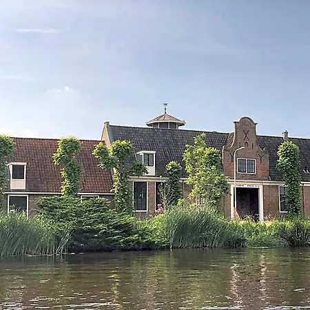 Huisjes Aan De Amstel - Your Away From
