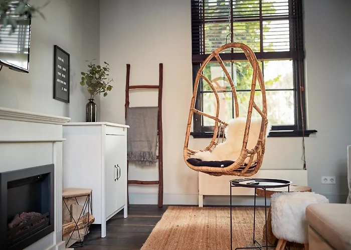 Huisjes Aan De Amstel - Your Away From