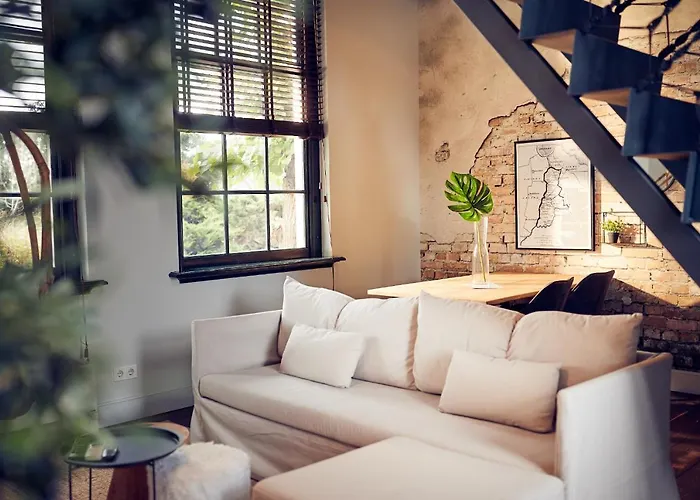 Huisjes Aan De Amstel - Your Away From