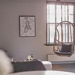 Hotel Huisjes Aan De Amstel - Your Away From Amstelveen