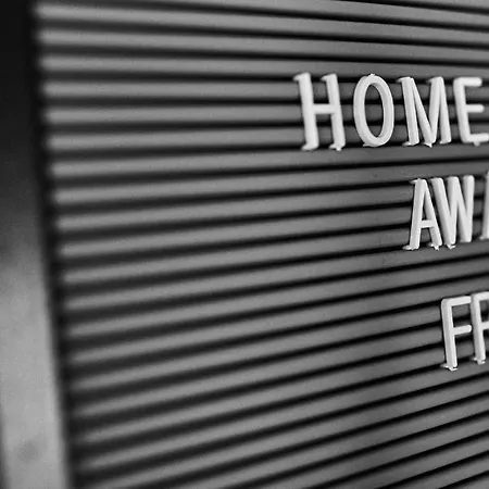Huisjes Aan De Amstel - Your Away From * 阿姆斯特尔芬