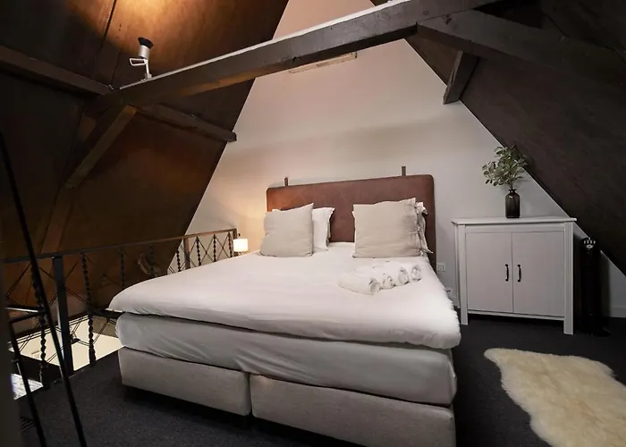 Hotel Huisjes Aan De Amstel - Your Away From Amstelveen